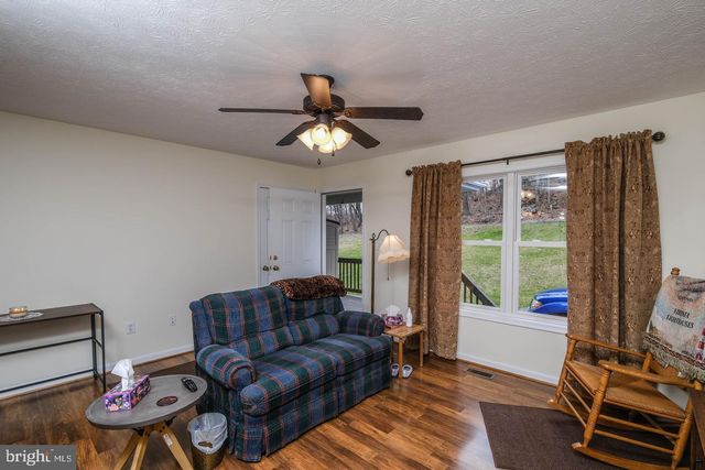 1331 DRUMMER HILL RD, Front Royal, VA 22630