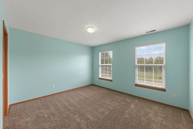 905 Churchill Drive, Plano, IL 60545