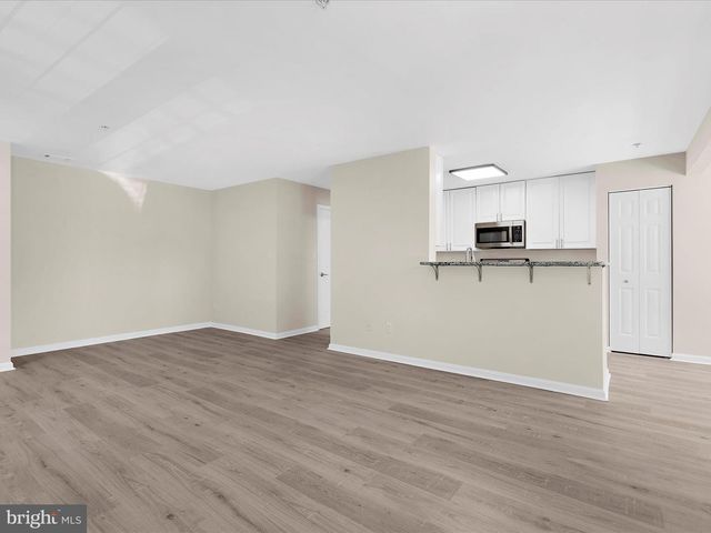 685 WINDING STREAM WAY #104, Odenton, MD 21113