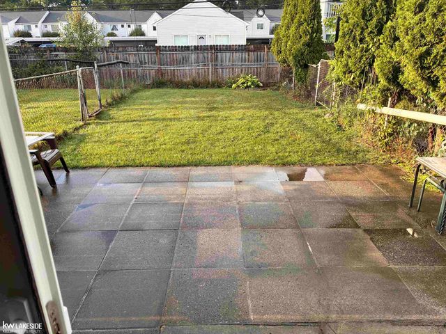 127 Mark Drive, Mt Clemens, MI 48043
