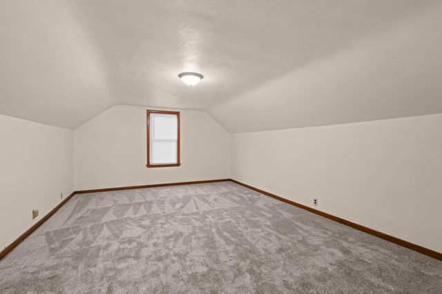 2811 Centerville Road, Little Canada, MN 55117