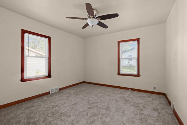2811 Centerville Road, Little Canada, MN 55117
