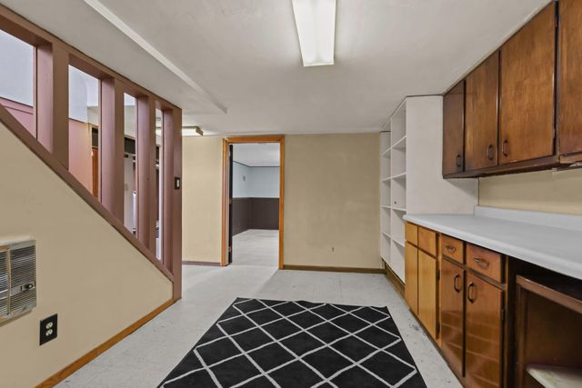 2811 Centerville Road, Little Canada, MN 55117