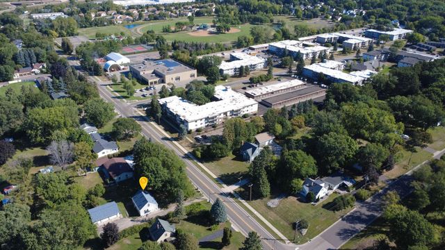 2811 Centerville Road, Little Canada, MN 55117