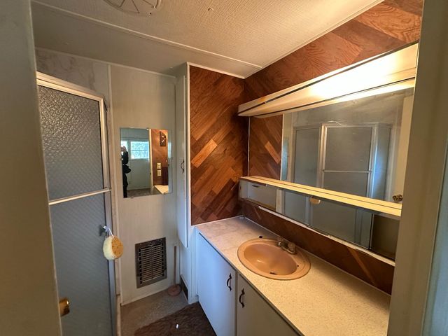 40653 Hodges Hill Drive, Oakhurst, CA 93644