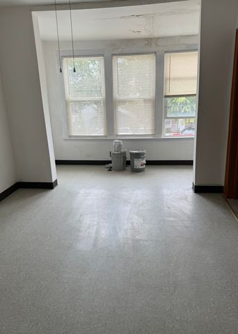 4935 S Wood Street, Chicago, IL 60609