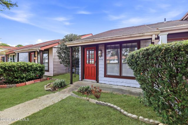 453E Chesterfield Court, Manchester, NJ 08759