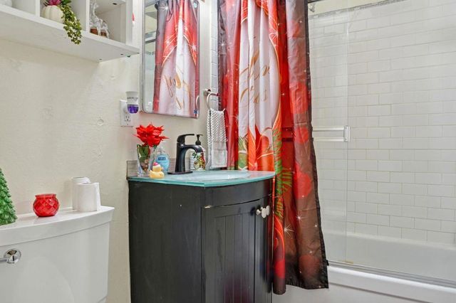 678 Hillside Boulevard, Daly City, CA 94014