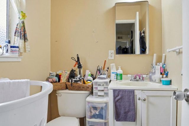 678 Hillside Boulevard, Daly City, CA 94014