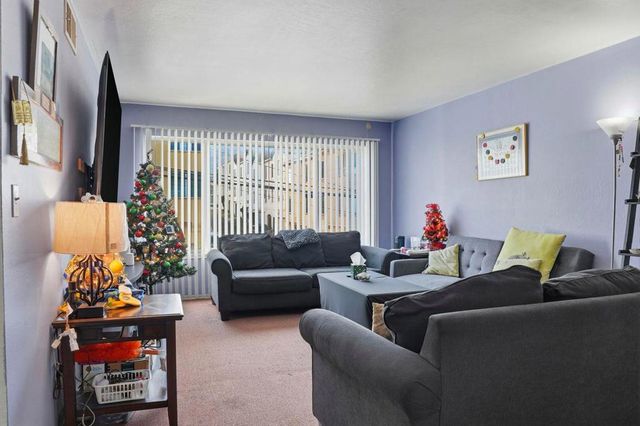 678 Hillside Boulevard, Daly City, CA 94014