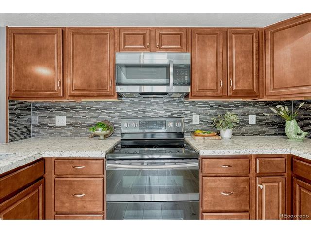 13296 E Asbury Dr, Aurora, CO 80014