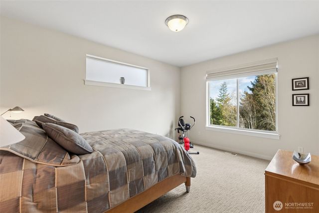 3108 Banks Lane SW, Olympia, WA 98512
