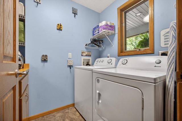 16705 Par Circle SW, Pine City, MN 55063