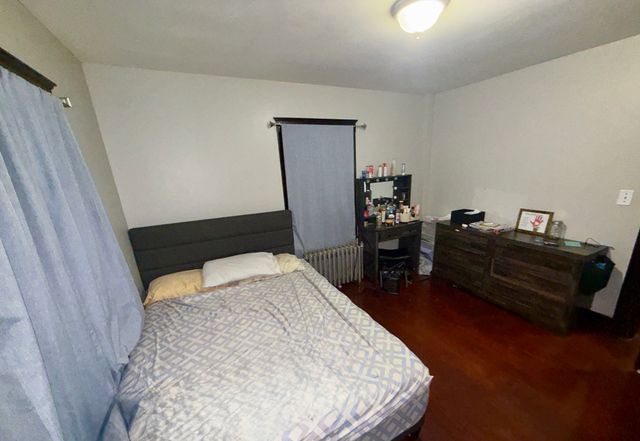 8 Mason St, Brockton, MA 02302