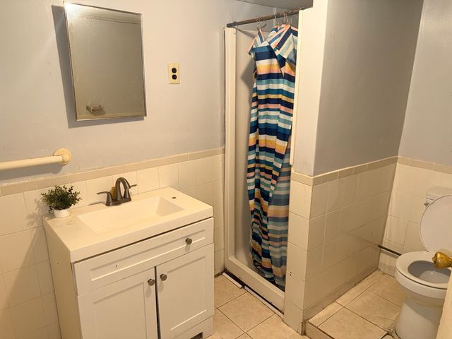 8 Mason St, Brockton, MA 02302