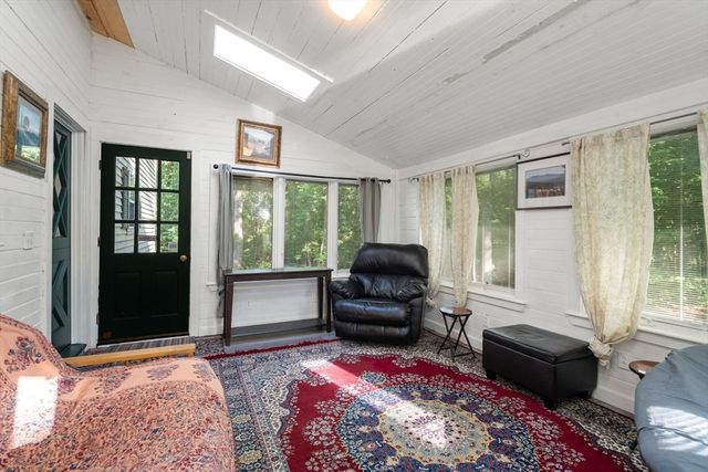 2 Whitney Dr, Sherborn, MA 01770