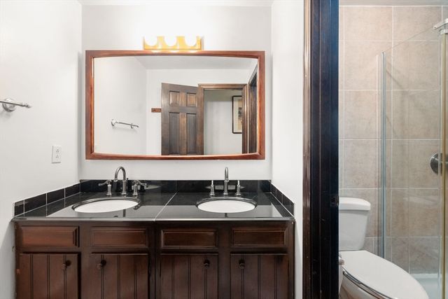 2 Whitney Dr, Sherborn, MA 01770