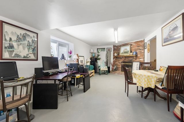 2 Whitney Dr, Sherborn, MA 01770