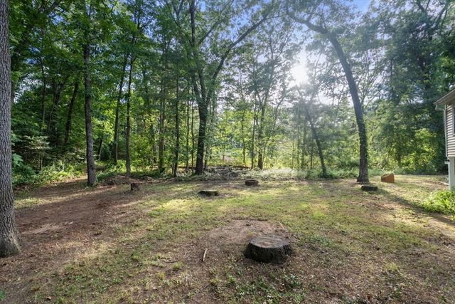 2 Whitney Dr, Sherborn, MA 01770