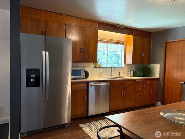 8808 Monte Cristo Drive, Everett, WA 98208