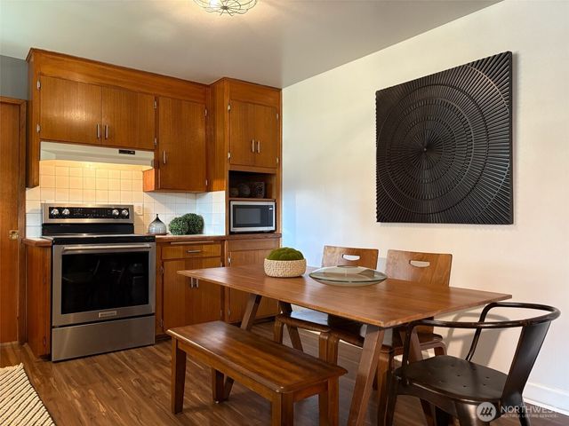 8808 Monte Cristo Drive, Everett, WA 98208