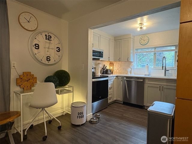 8808 Monte Cristo Drive, Everett, WA 98208