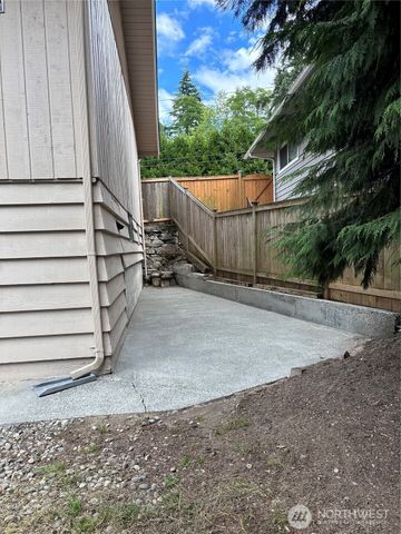 8808 Monte Cristo Drive, Everett, WA 98208