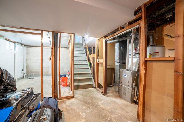 3 Gottlieb Drive, Pearl River, NY 10965