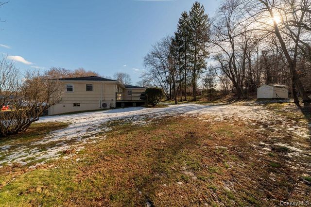 3 Gottlieb Drive, Pearl River, NY 10965