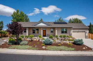 3344 SW Cascade Vista Drive, Redmond, OR 97756