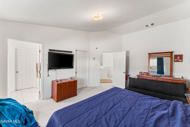 19821 Aloha Way, California City, CA 93505