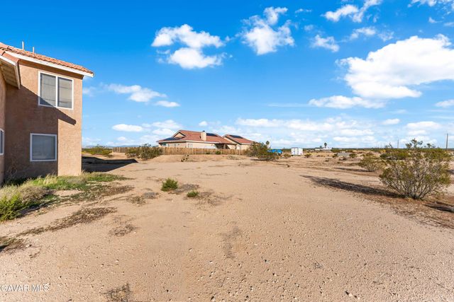 19821 Aloha Way, California City, CA 93505