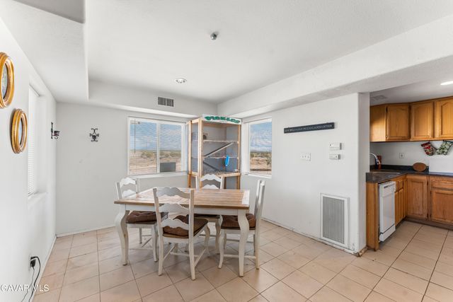 19821 Aloha Way, California City, CA 93505