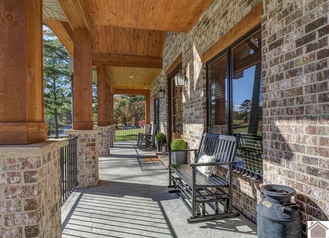 117 Pine View Dr, Benton, KY 42025