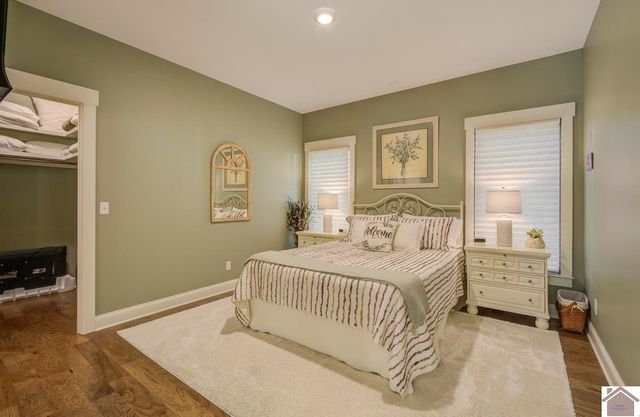 117 Pine View Dr, Benton, KY 42025