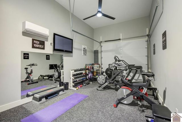 117 Pine View Dr, Benton, KY 42025