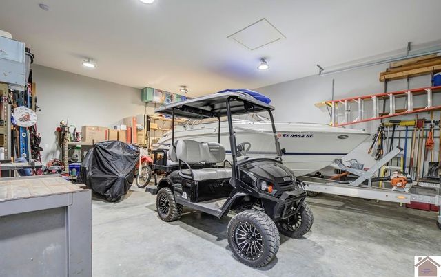 117 Pine View Dr, Benton, KY 42025