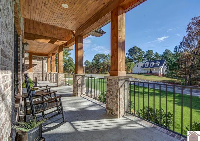 117 Pine View Dr, Benton, KY 42025