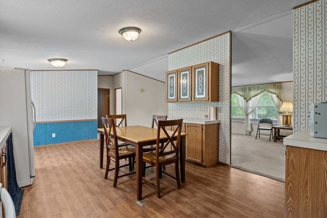 6120 Flatwoods Rd, Camden, TN 38320