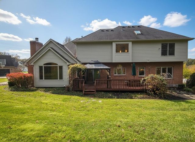 5047 Village Drive, Newtown, OH 45244