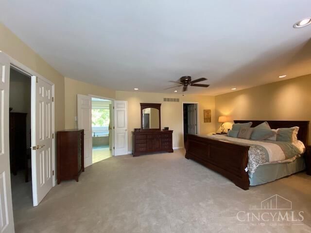 5047 Village Drive, Newtown, OH 45244