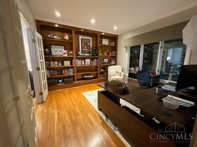 5047 Village Drive, Newtown, OH 45244