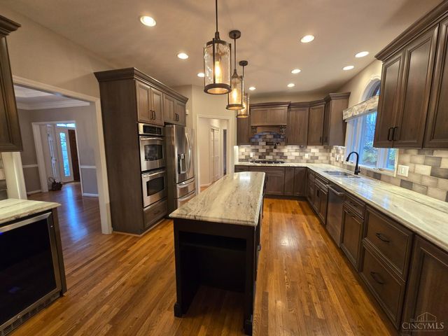 5047 Village Drive, Newtown, OH 45244