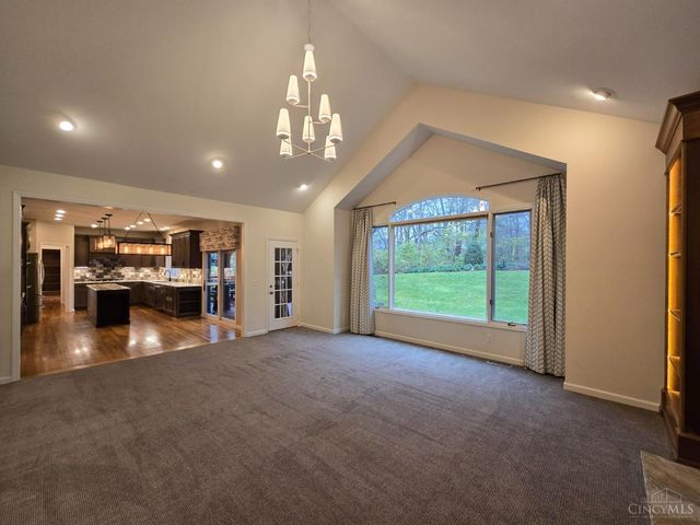 5047 Village Drive, Newtown, OH 45244