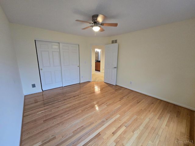 5047 Village Drive, Newtown, OH 45244