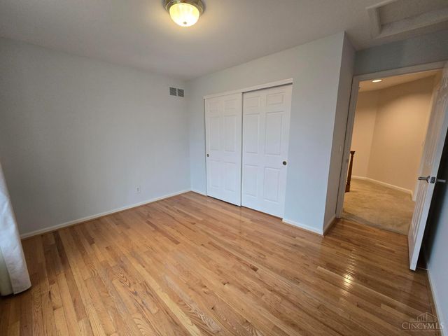 5047 Village Drive, Newtown, OH 45244