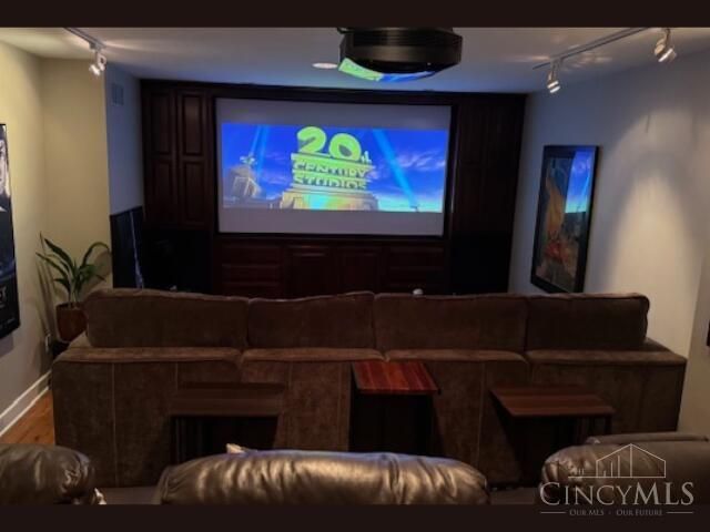 5047 Village Drive, Newtown, OH 45244