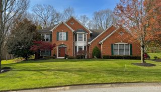 5047 Village Drive, Newtown, OH 45244