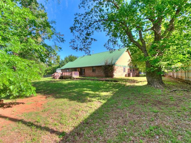 2349 County Road 1215, Blanchard, OK 73010