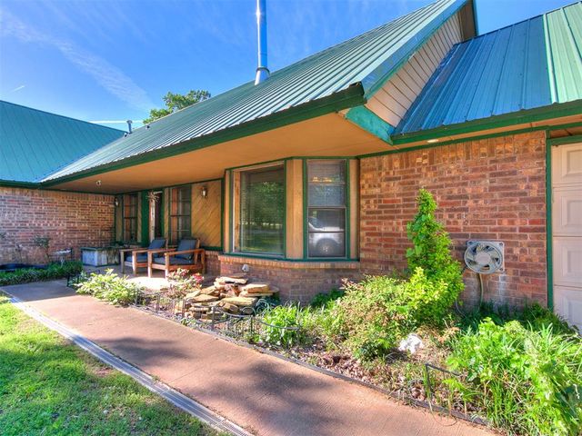 2349 County Road 1215, Blanchard, OK 73010